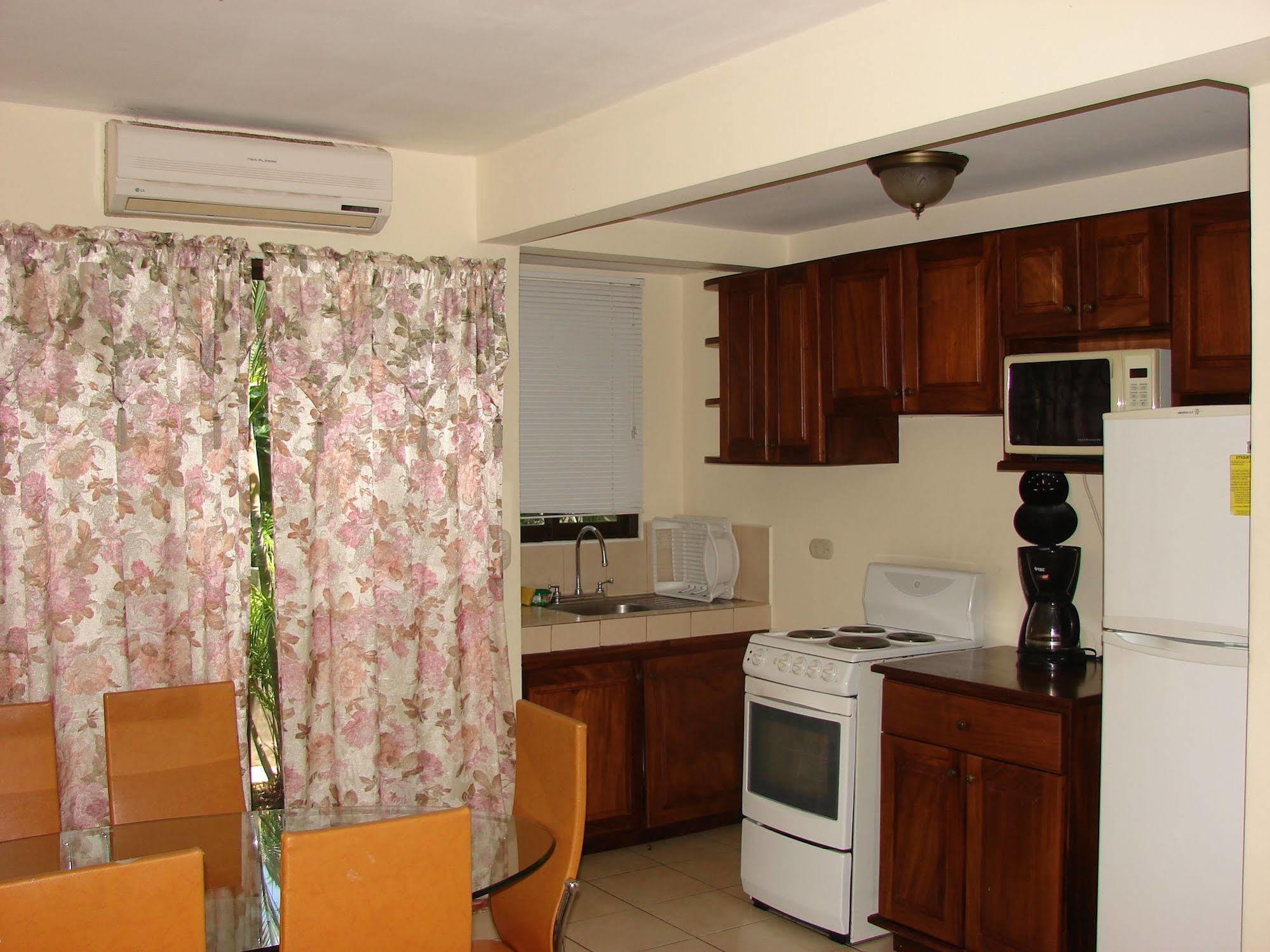 Villa Riviera 2 Bedroom Townhouse Playas del Coco Dış mekan fotoğraf