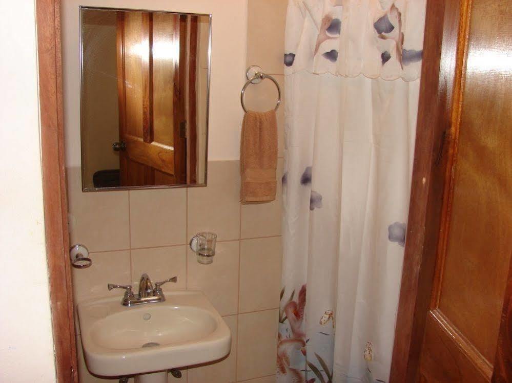 Villa Riviera 2 Bedroom Townhouse Playas del Coco Dış mekan fotoğraf