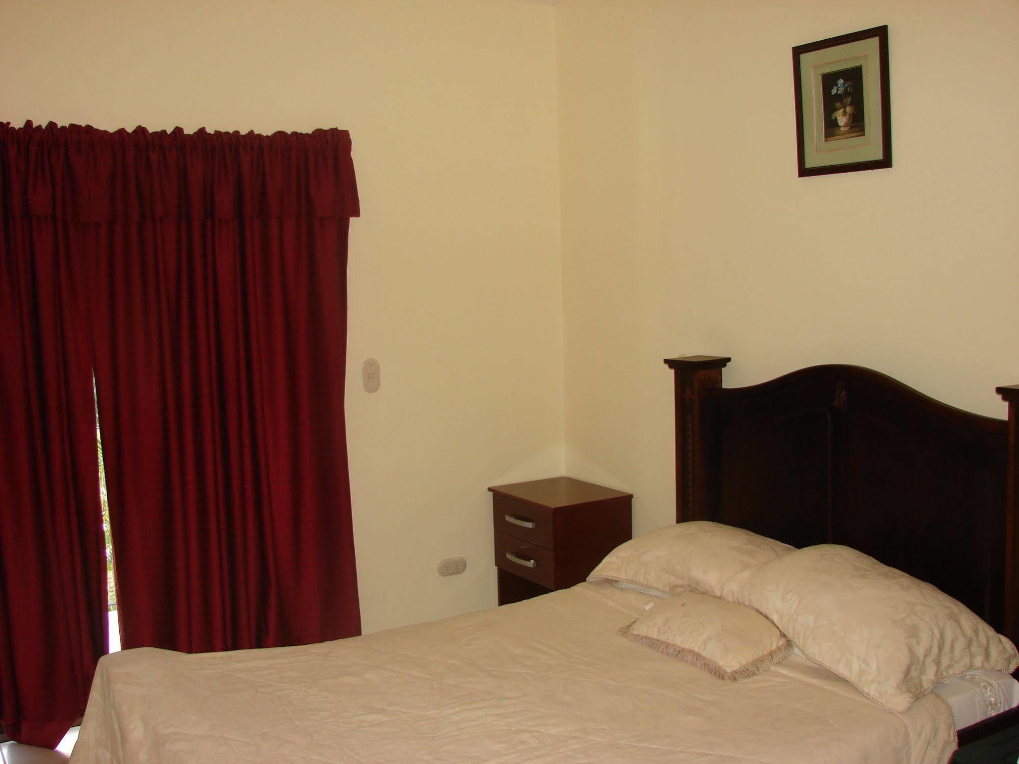 Villa Riviera 2 Bedroom Townhouse Playas del Coco Dış mekan fotoğraf