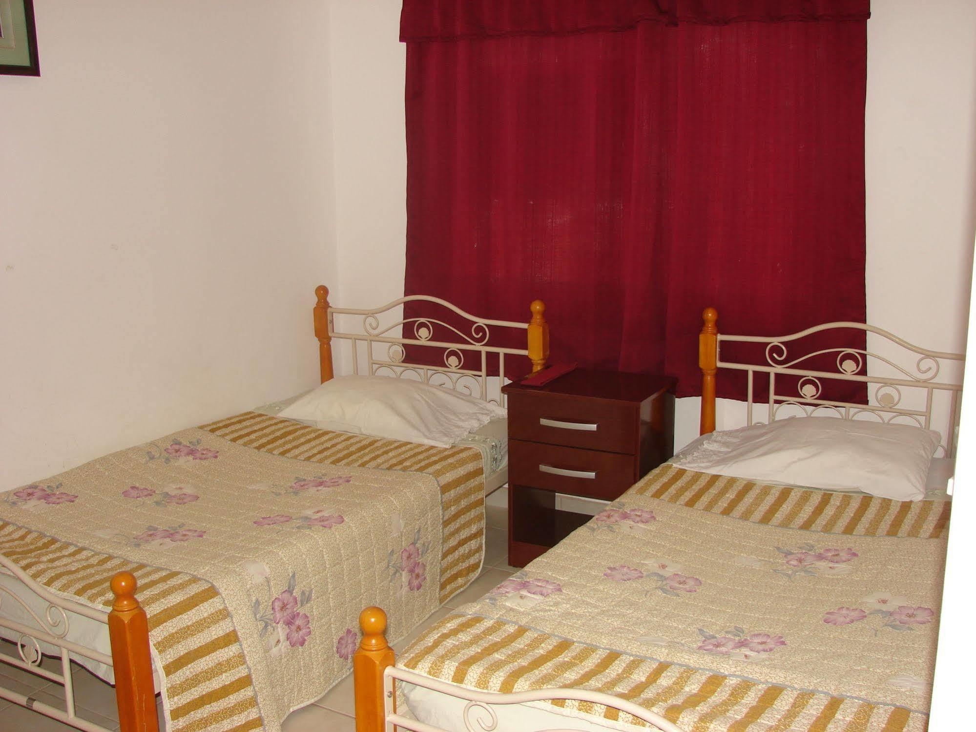 Villa Riviera 2 Bedroom Townhouse Playas del Coco Dış mekan fotoğraf