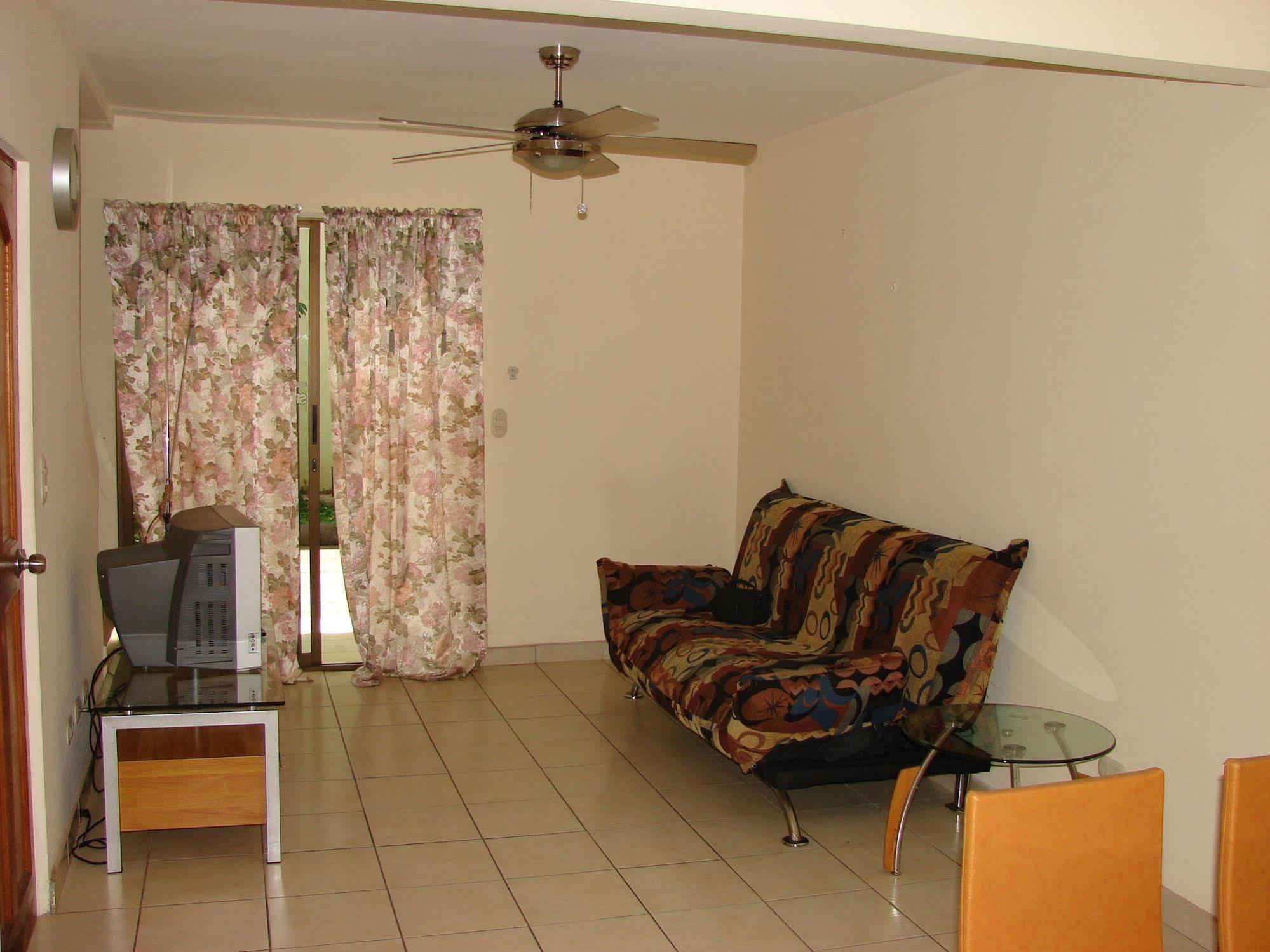 Villa Riviera 2 Bedroom Townhouse Playas del Coco Dış mekan fotoğraf
